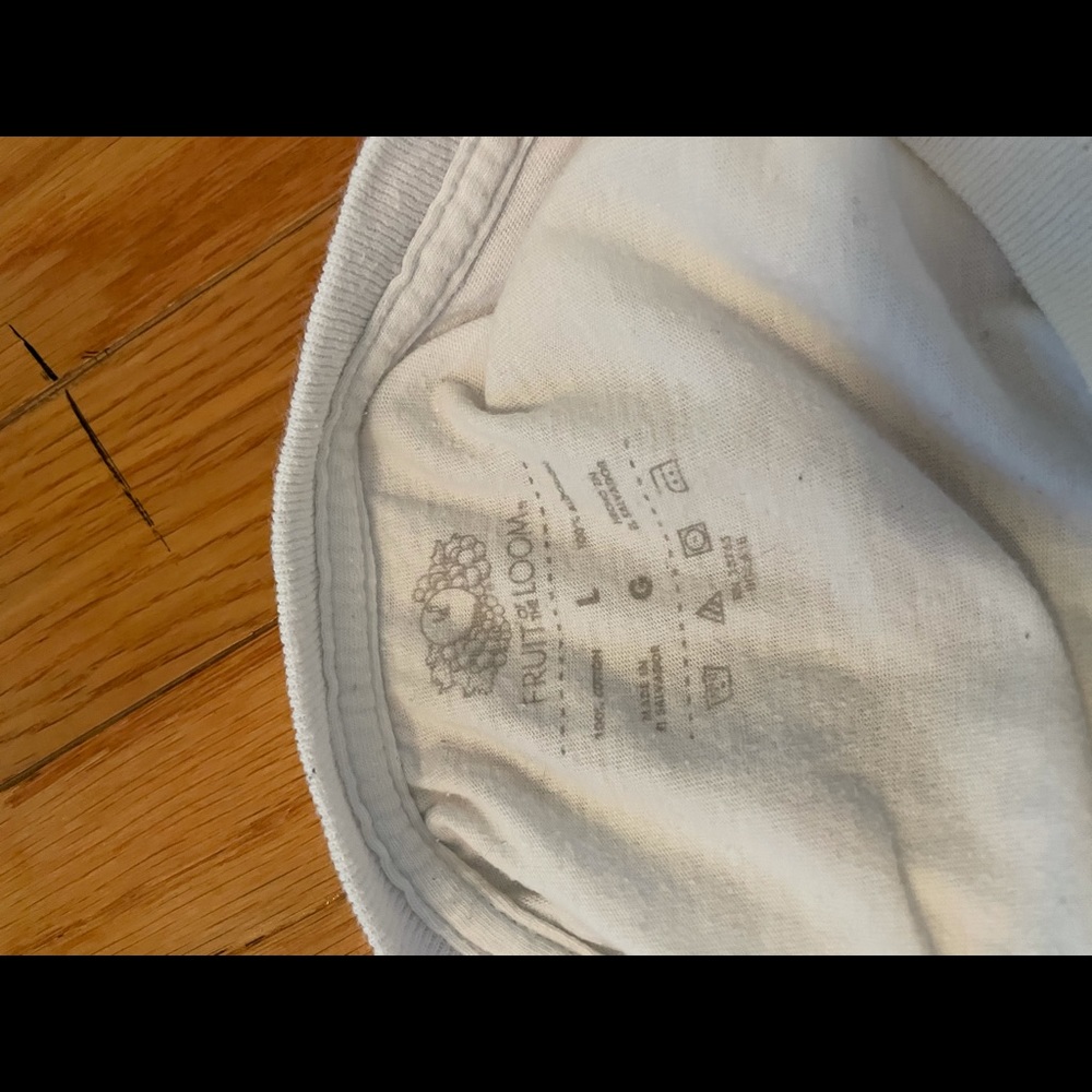 White tee